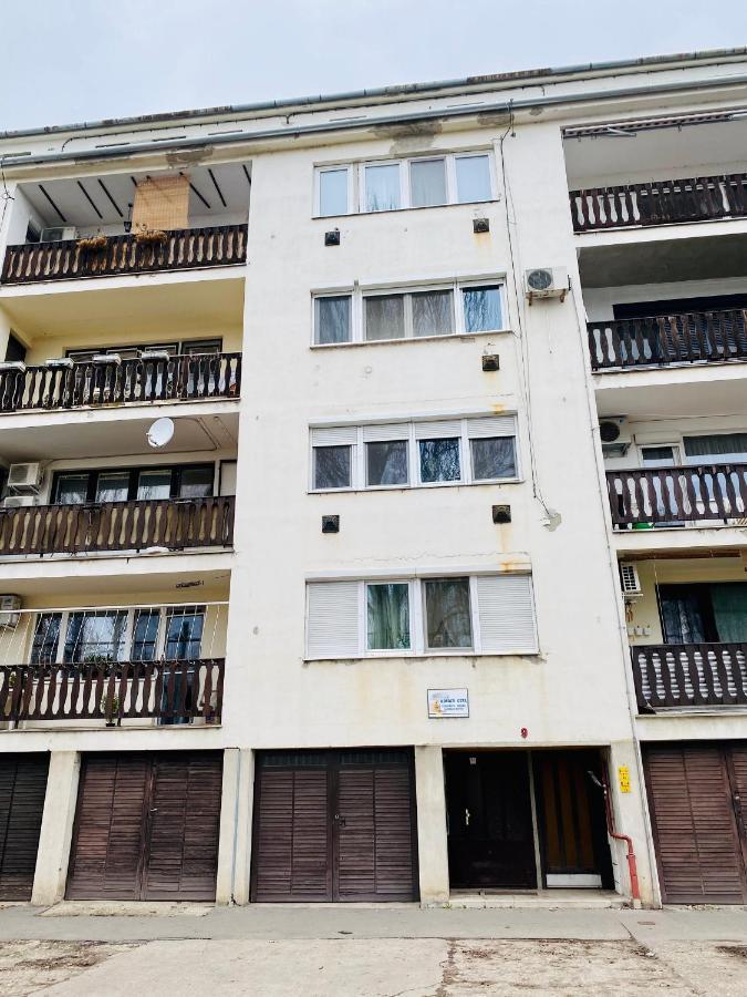 Kalvaria Apartman Szeged Extérieur photo
